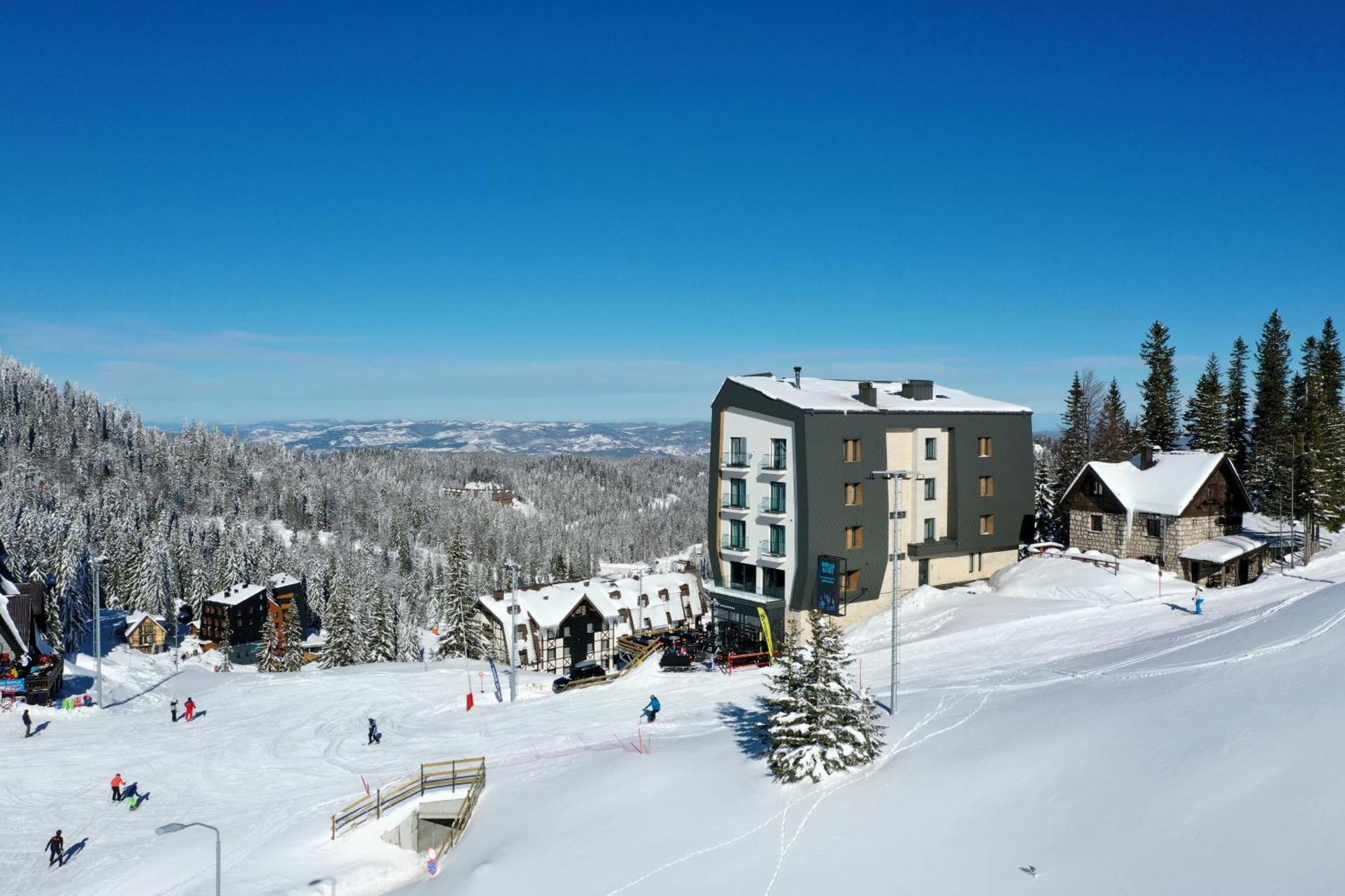 Aparthotel Rajska Jahorina Eksteriør billede