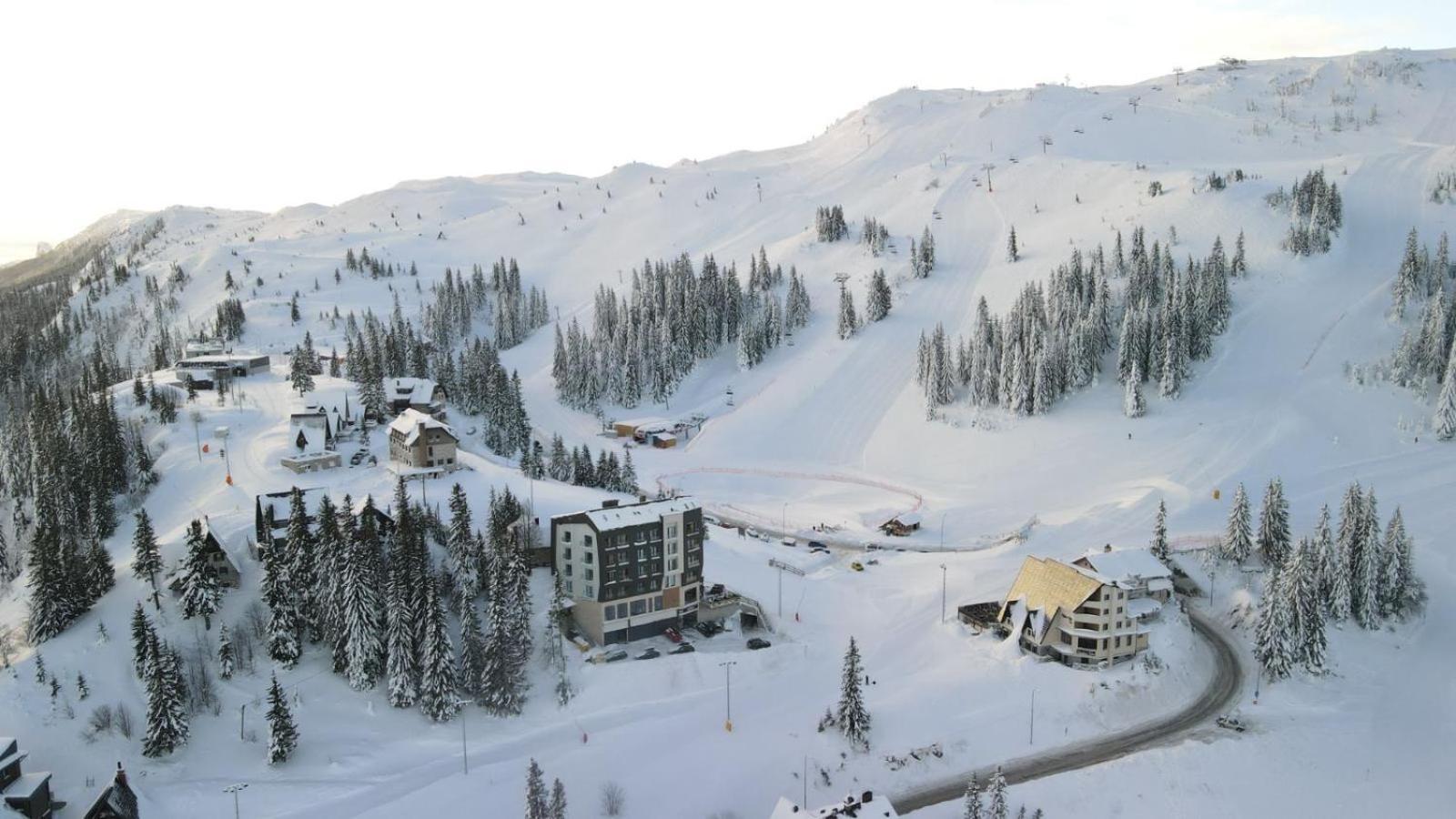 Aparthotel Rajska Jahorina Eksteriør billede