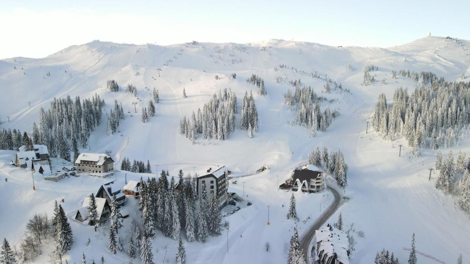 Aparthotel Rajska Jahorina Eksteriør billede